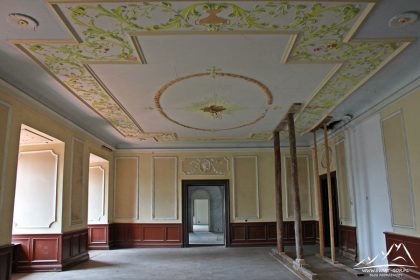 Niemodlin - sala balowa.