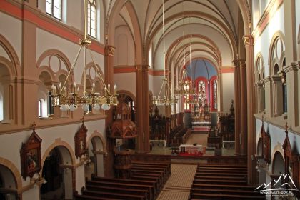 Wnętrze Kościoła Franciszkanów.