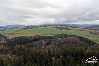 Ostas - Krtičkova vyhlídka - widok na Góry Kamienne.