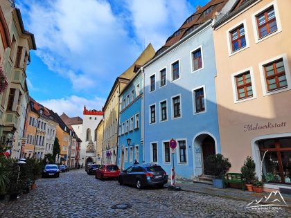 W oddali widać Wieżę Macieja