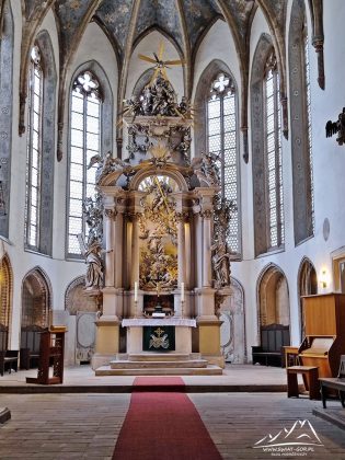 Görlitz - Kościół św. Trójcy - Ołtarz główny.